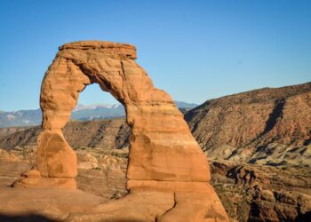 The Mighty 5 : Your Ultimate Guide to Utah's Top National Parks (en anglais)