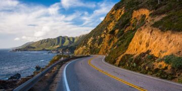 Coast to Coast: Must-See Cities on Your American Road Trip